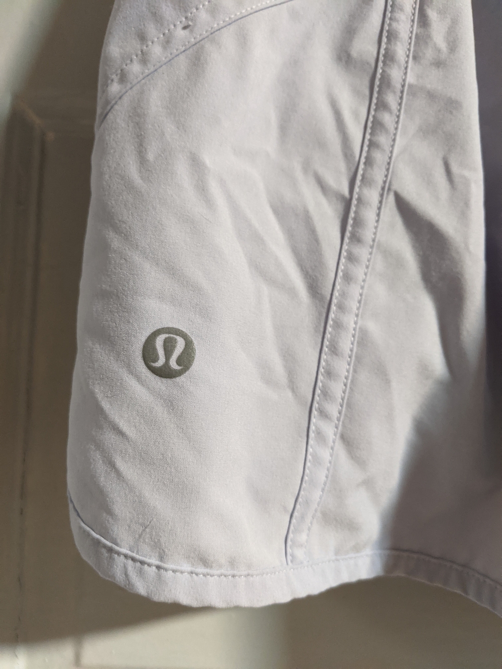 lululemon Tracker Running Shorts - Picture 4 of 5